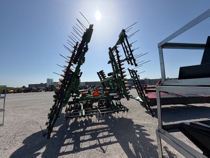 2004-john-deere-637-image-8
