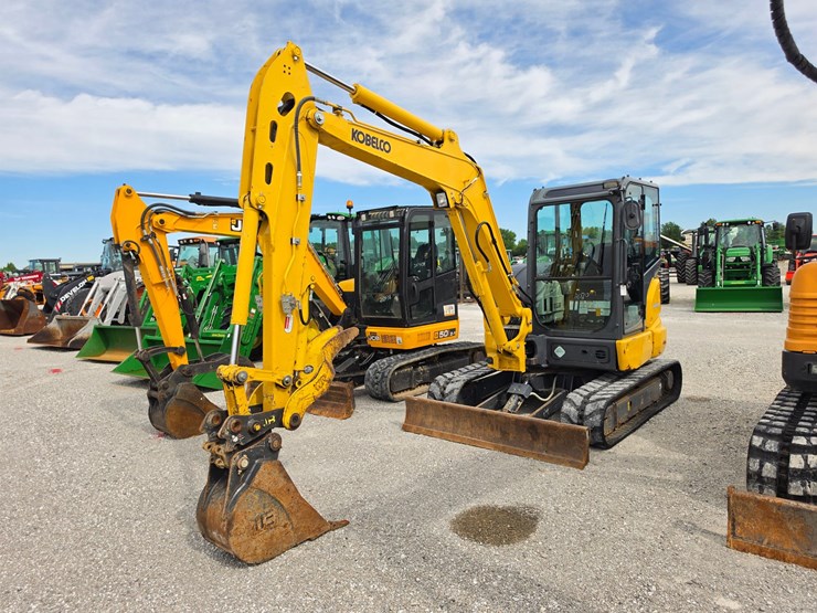 2021-kobelco-sk55srx-6e-image-1