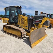 2021 CATERPILLAR D1