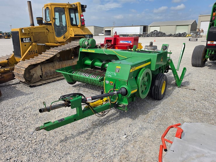 2001-john-deere-348-image-13