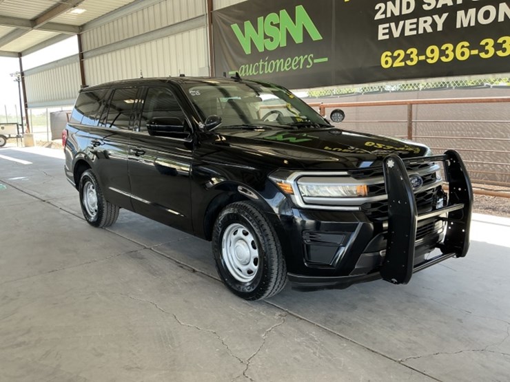 2022-ford-expedition-image-2