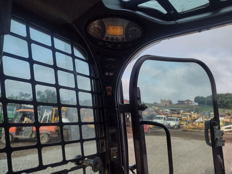 bobcat-t740-image-7