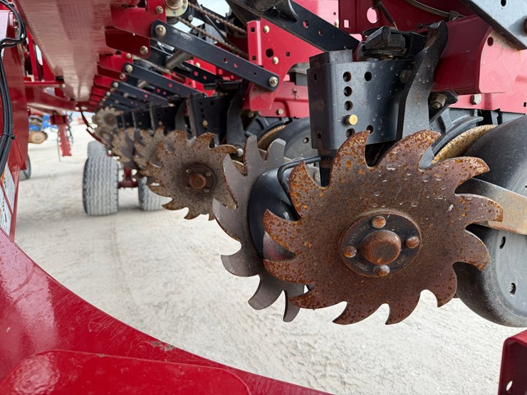 2013-case-ih-1265-image-19