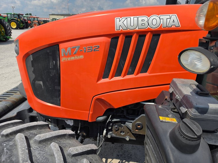 2020-kubota-m7-132-image-4