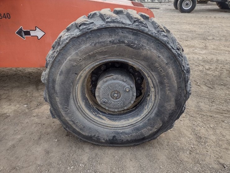 jlg-600s-image-23