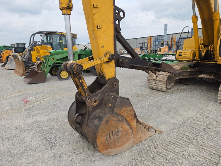 1998-deere-200-lc-image-2