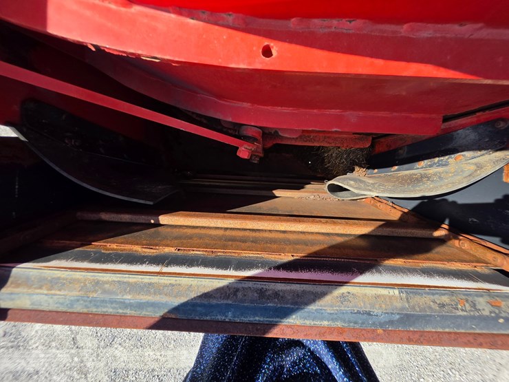 2018-kuhn-knight-vt156-image-7