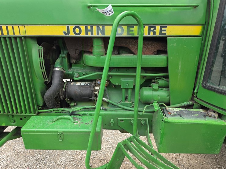 john-deere-4040-image-18