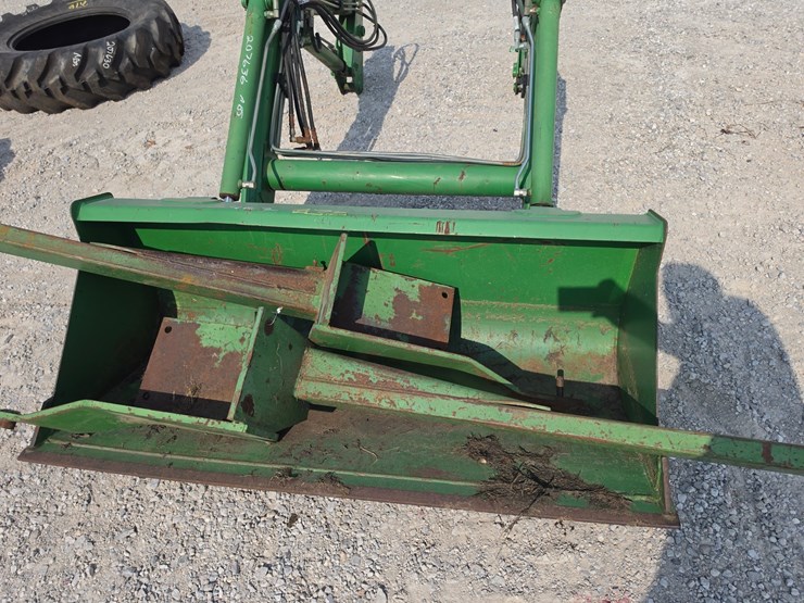 john-deere-521-image-2