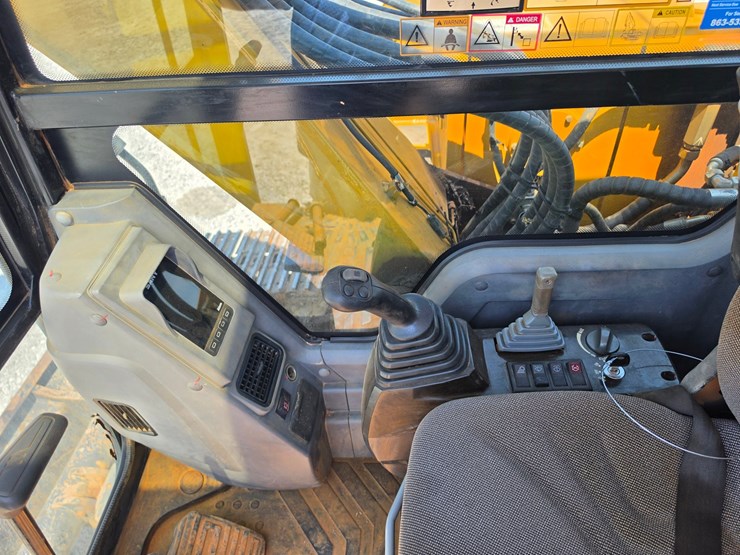 2019-sany-sy95c-image-12