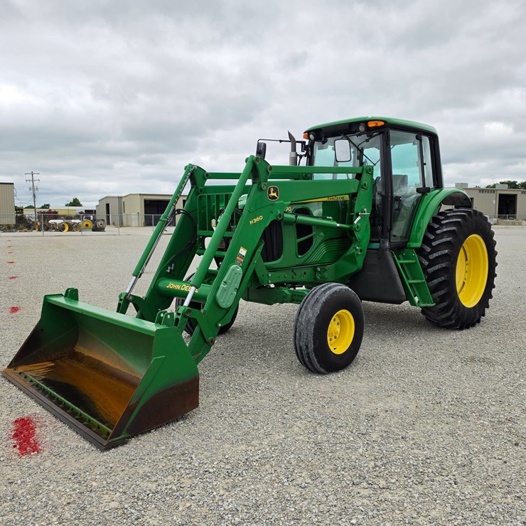 2008 JOHN DEERE 7330