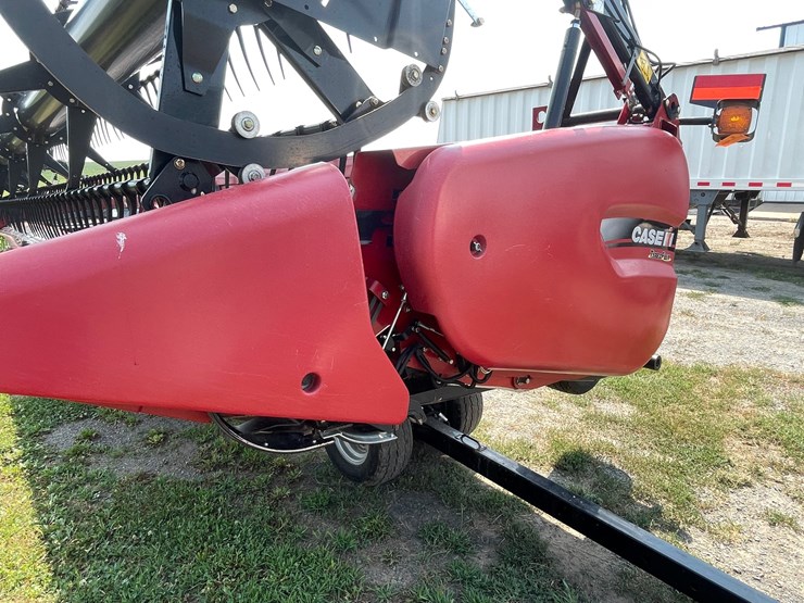 2018-case-ih-3162-image-56
