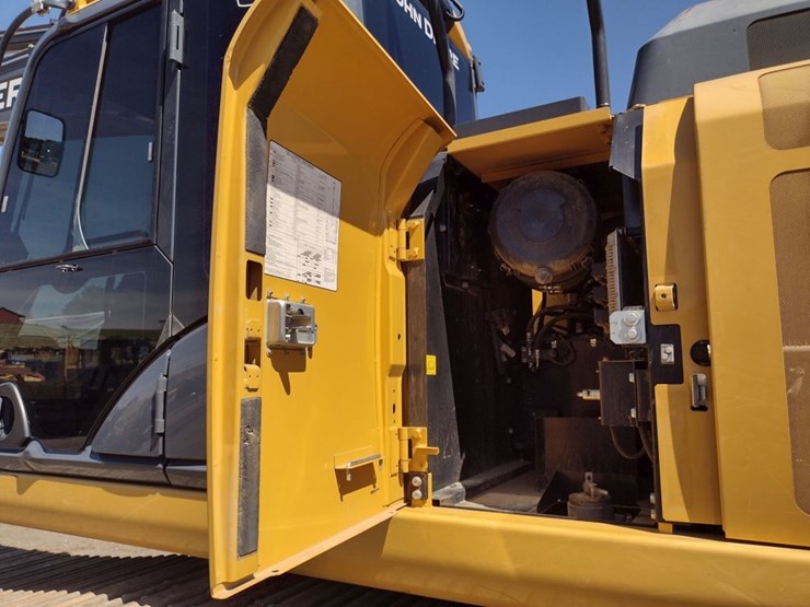 deere-210g-lc-image-19