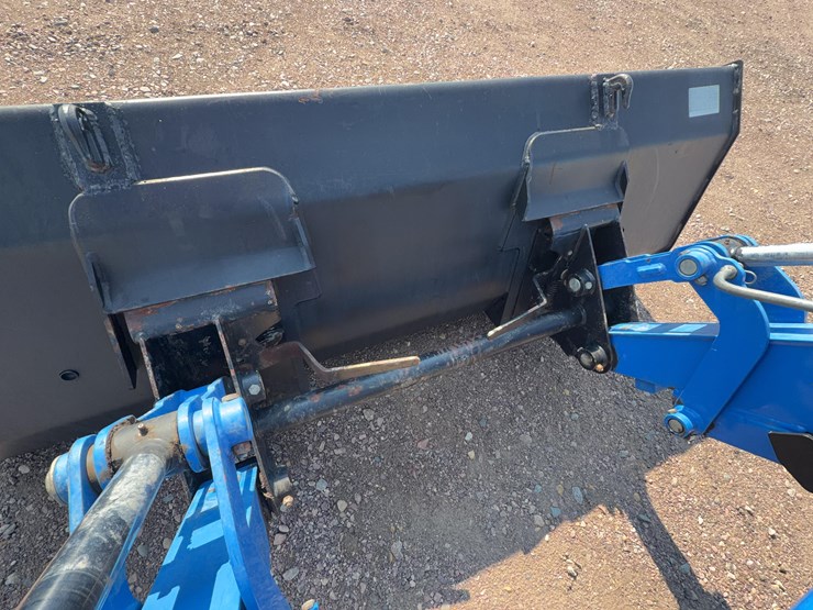 new-holland-t4.75-image-10