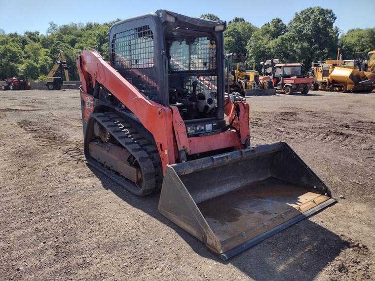 kubota-svl65-2-image-34