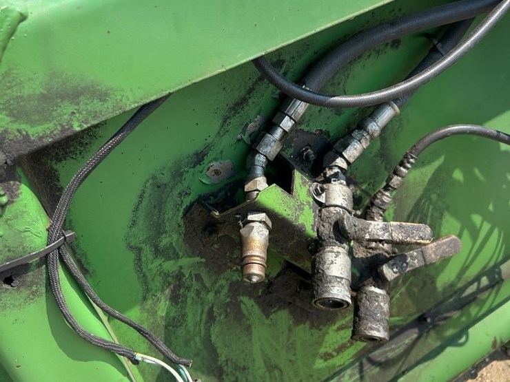 2004-john-deere-630f-image-27