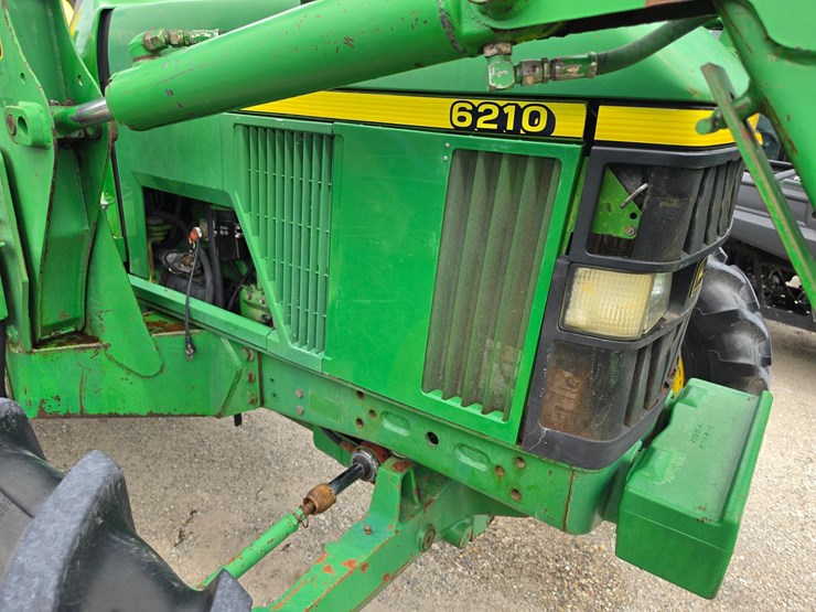 2000-john-deere-6210-image-19