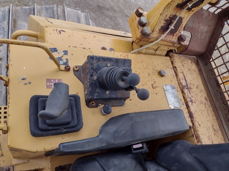 caterpillar-d6m-lgp-image-8