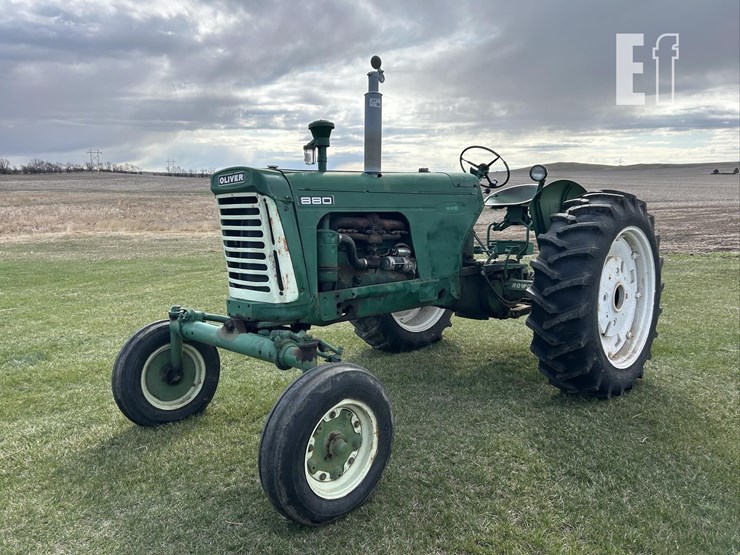 oliver-880-image-1