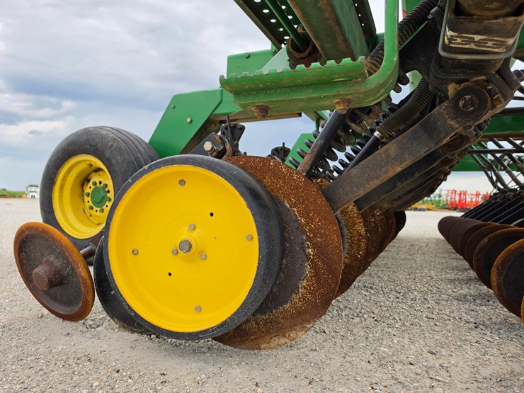 1992-john-deere-750-image-13