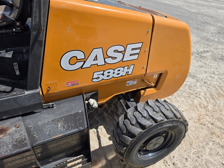 2019-case-588h-image-13