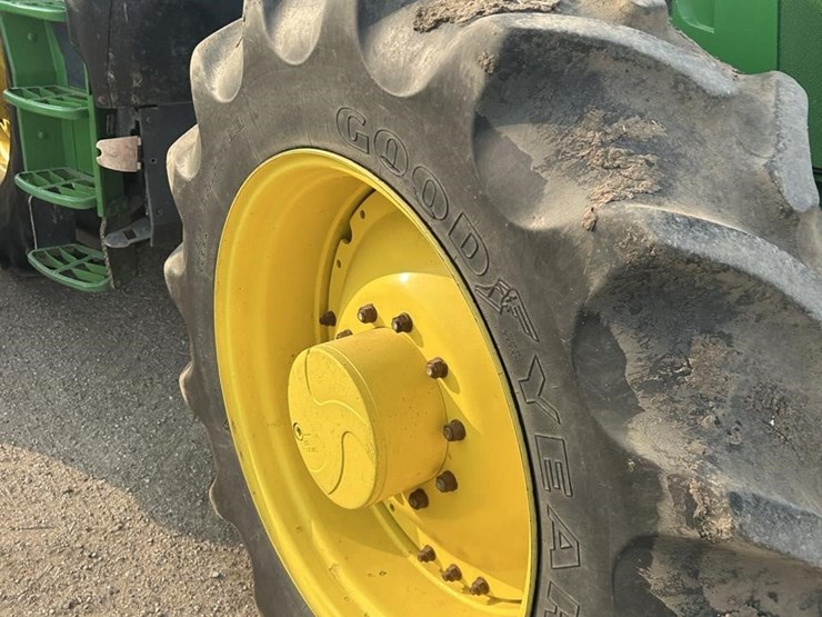 john-deere-6175r-image-21