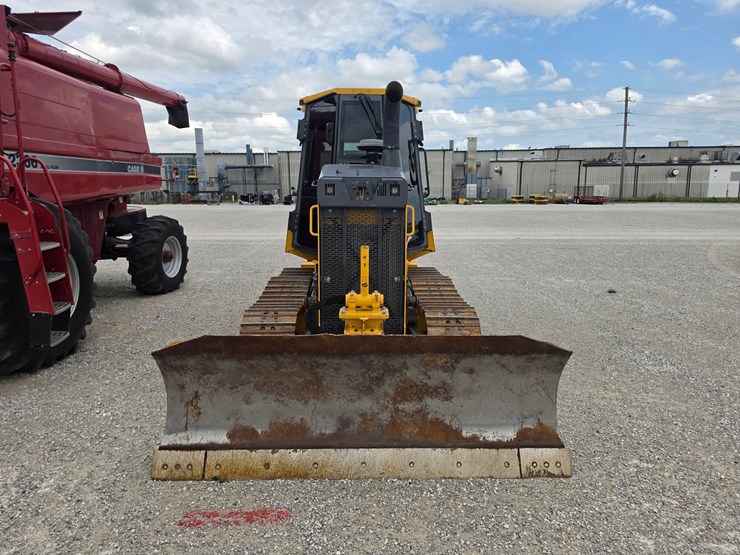 2016-deere-550k-xlt-image-2