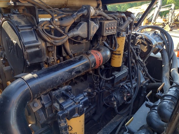 caterpillar-c18-image-28