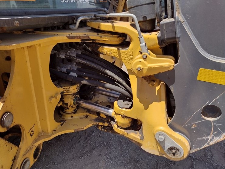 deere-310l-image-34