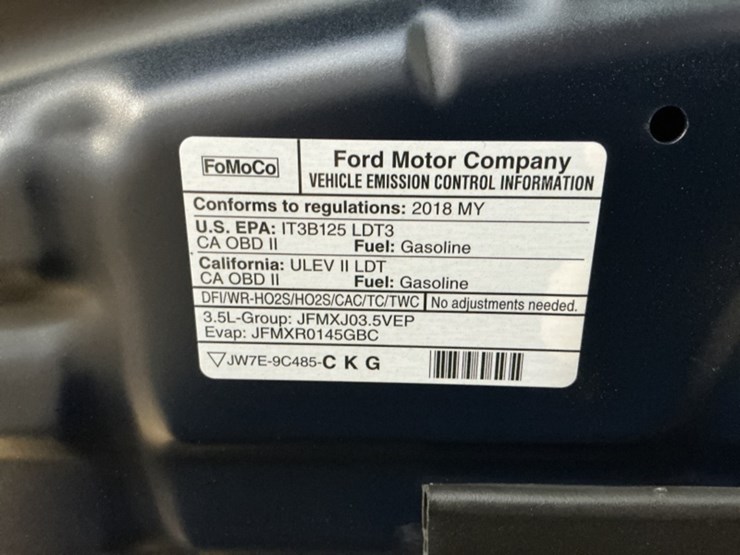 2018-ford-explorer-image-12