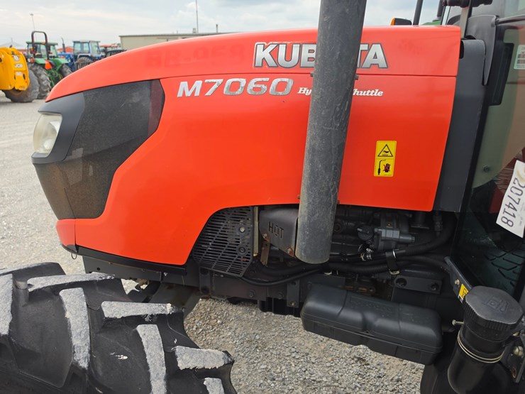 2016-kubota-m7060-image-8
