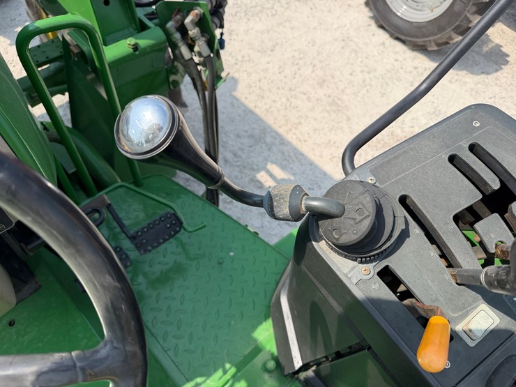 john-deere-6320l-image-11