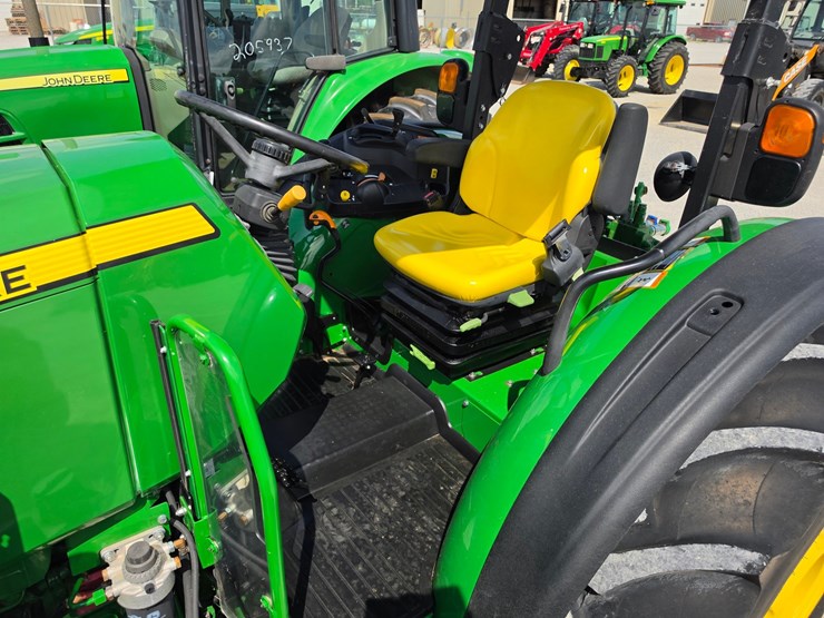 2022-john-deere-5090e-image-10