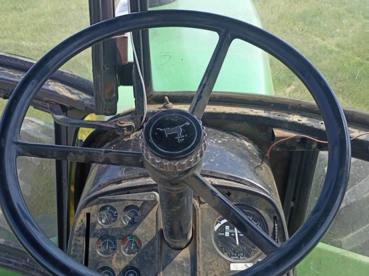 john-deere-8430-image-9
