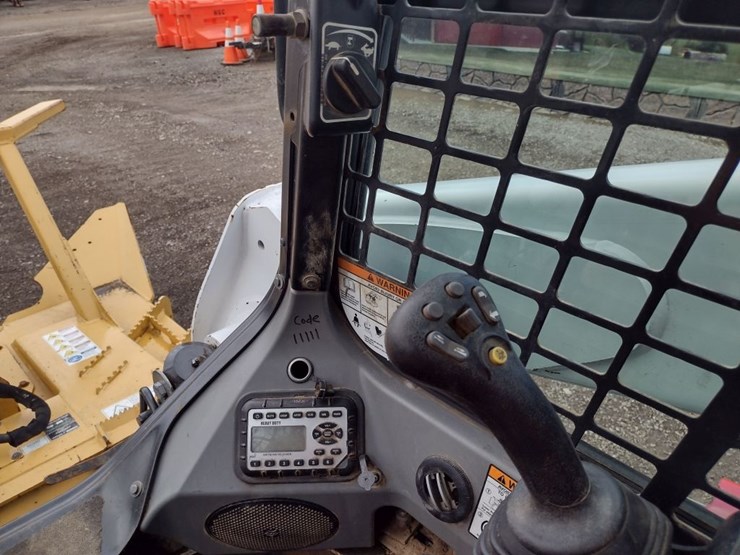 bobcat-t770-image-10