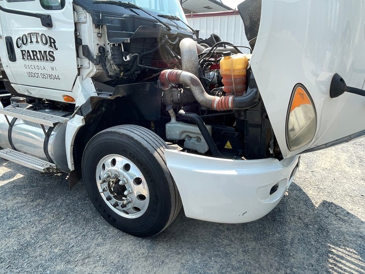 2011-international-prostar-image-64