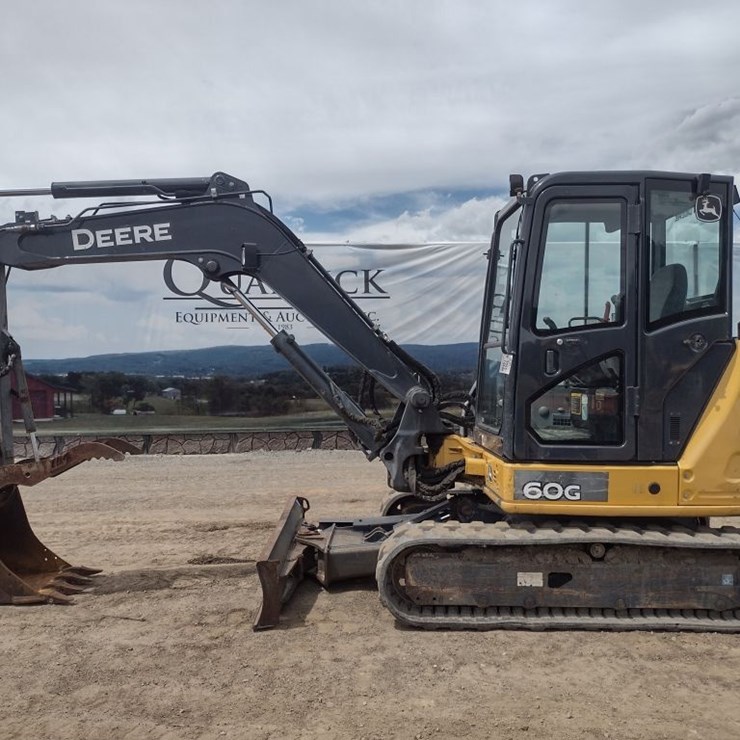 DEERE 60G