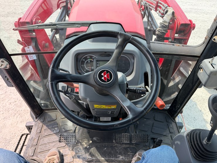 massey-ferguson-4610-image-9
