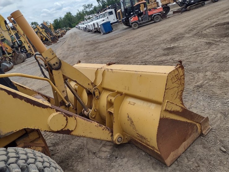 caterpillar-416d-image-21