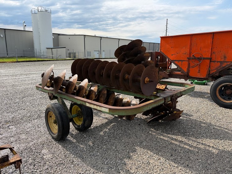 john-deere-210-image-5