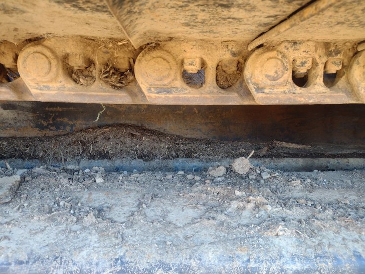 caterpillar-c18-image-11