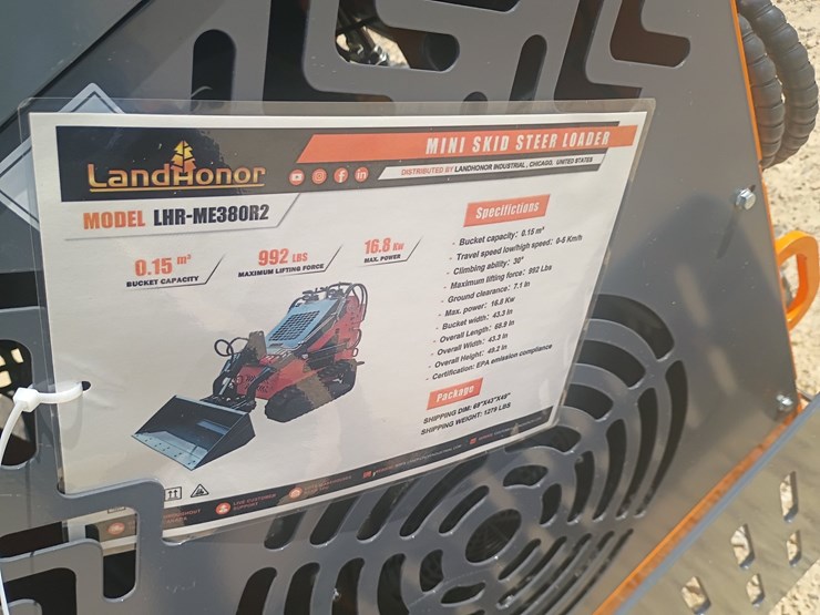 #l76-046-•-2026-landhonor-me380-mini-skid-steer-image-11