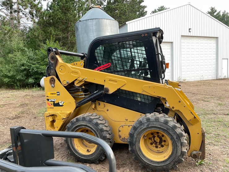 caterpillar-242d-image-4