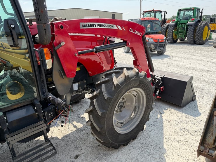 massey-ferguson-4610-image-22
