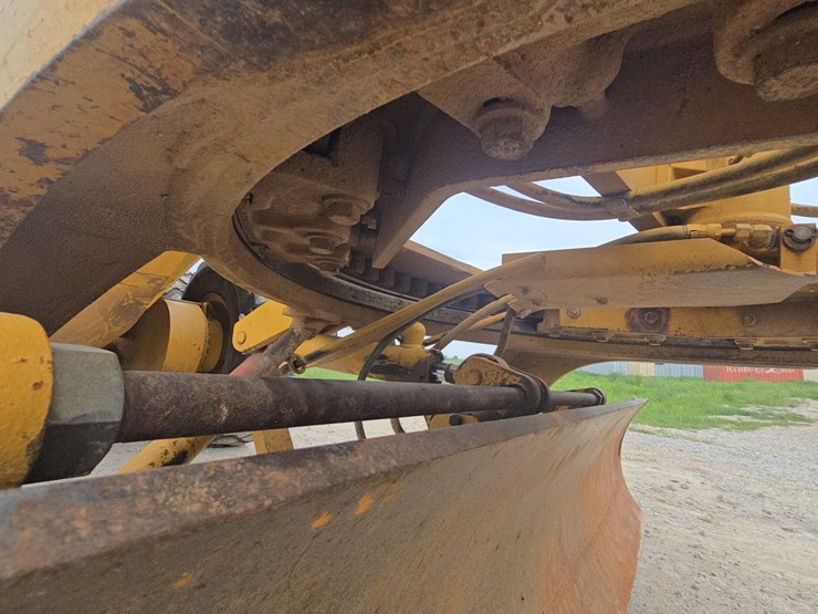 2007-caterpillar-12h-image-104