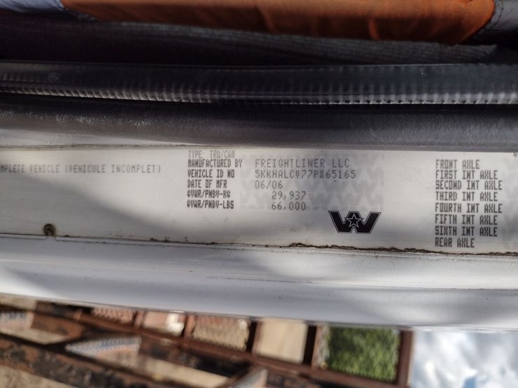 western-star-4900-image-15