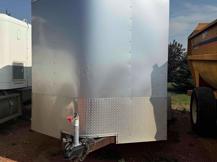 haulmark-enclosed-trailer-image-1