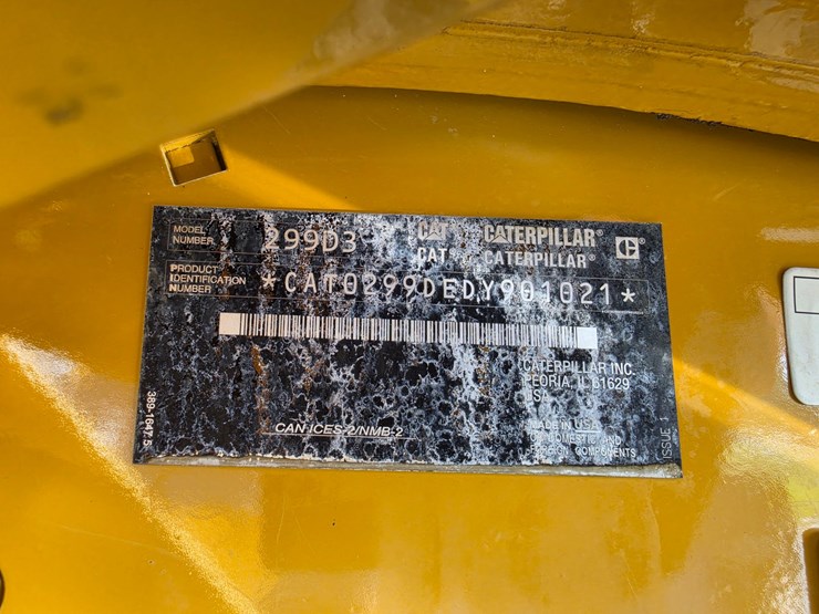 2020-caterpillar-299d3-image-16