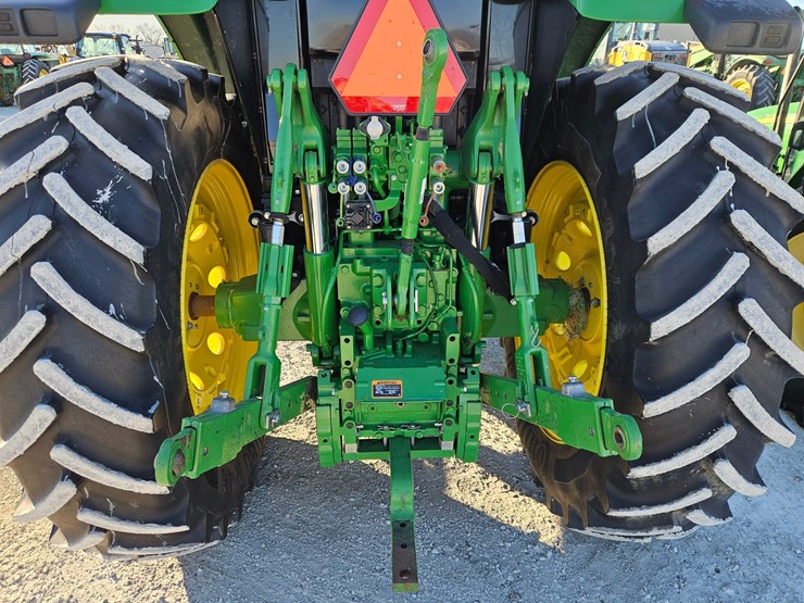 2024-john-deere-6175m-image-18