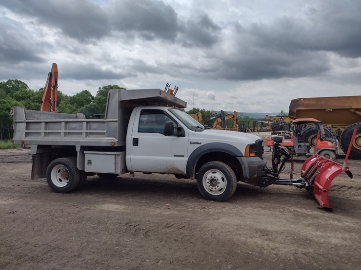 ford-f550-image-3